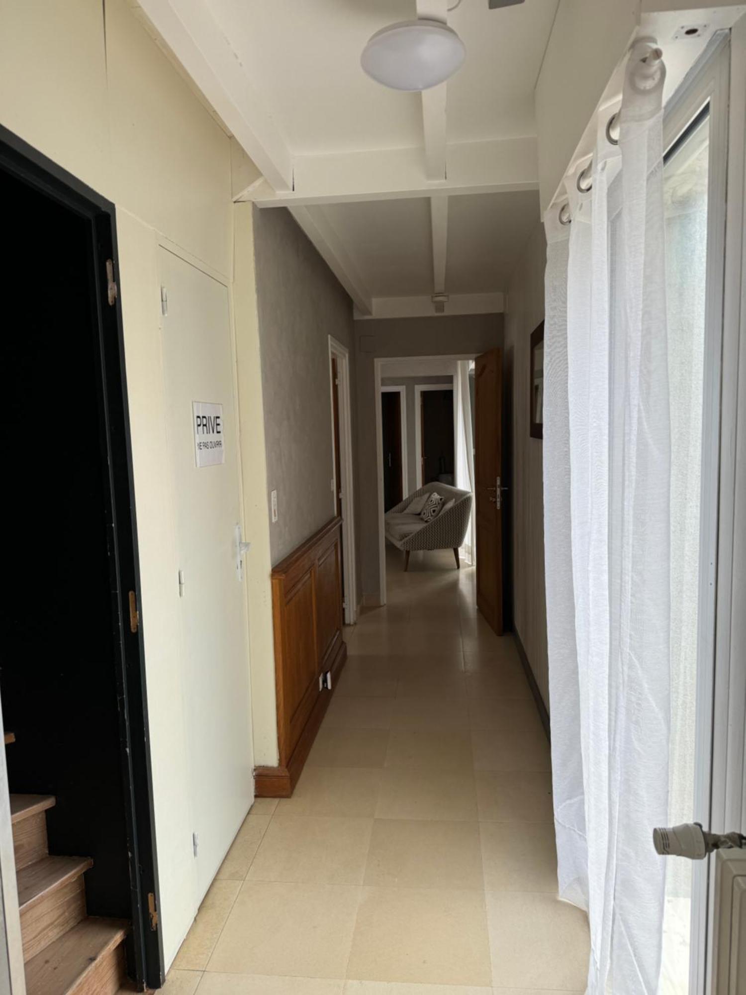 Chambres D'Hotes Des Tours A La Rochelle ลาโรแชล ภายนอก รูปภาพ